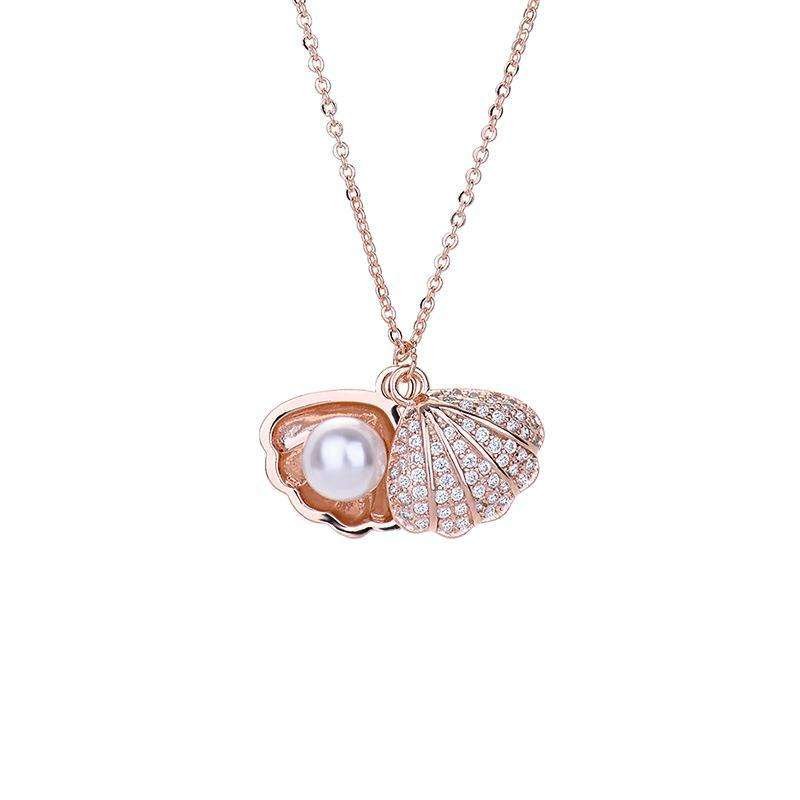 Shell Pearl Pendant Necklace